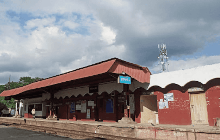 alamdanga railway station এর ছবি