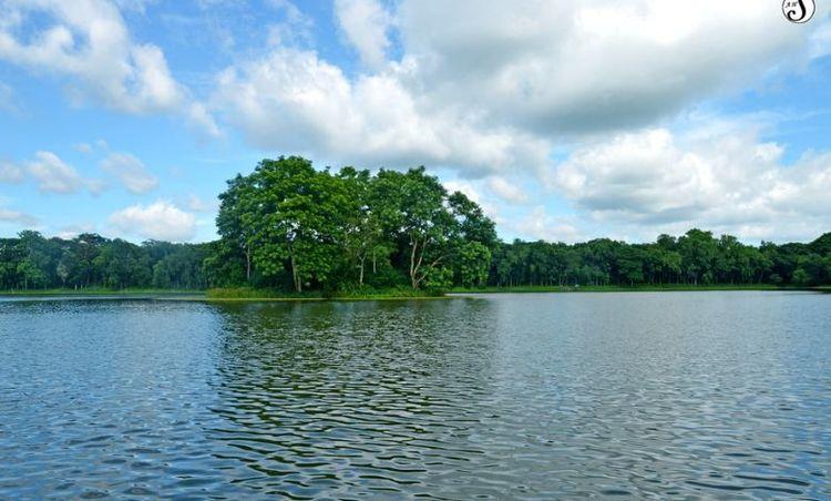 hazar dighi এর ছবি