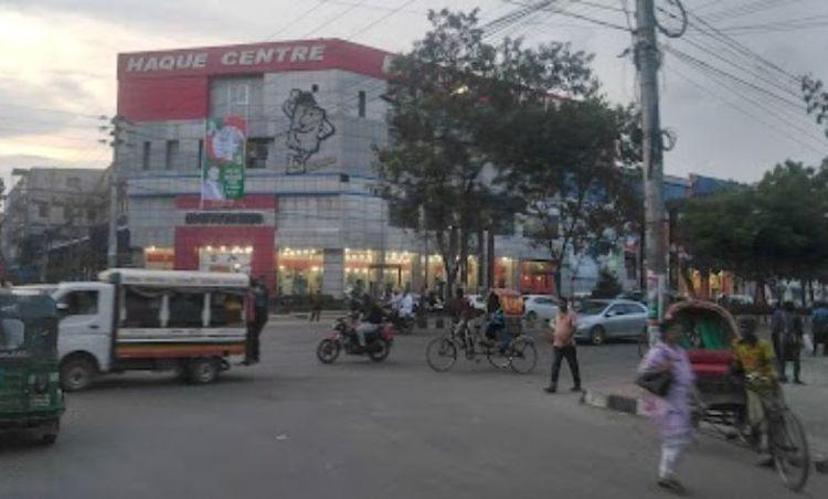 tibet bus stop এর ছবি