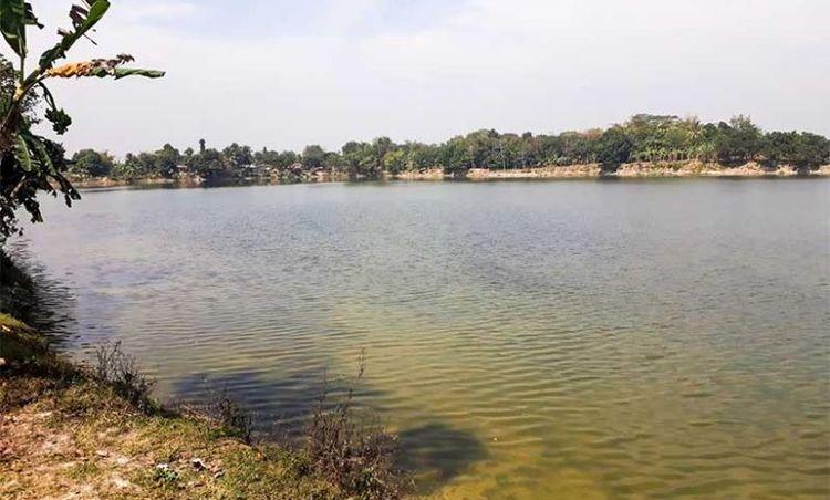 kalyan dighi এর ছবি