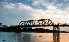 keane bridge park বন্দর বাজার